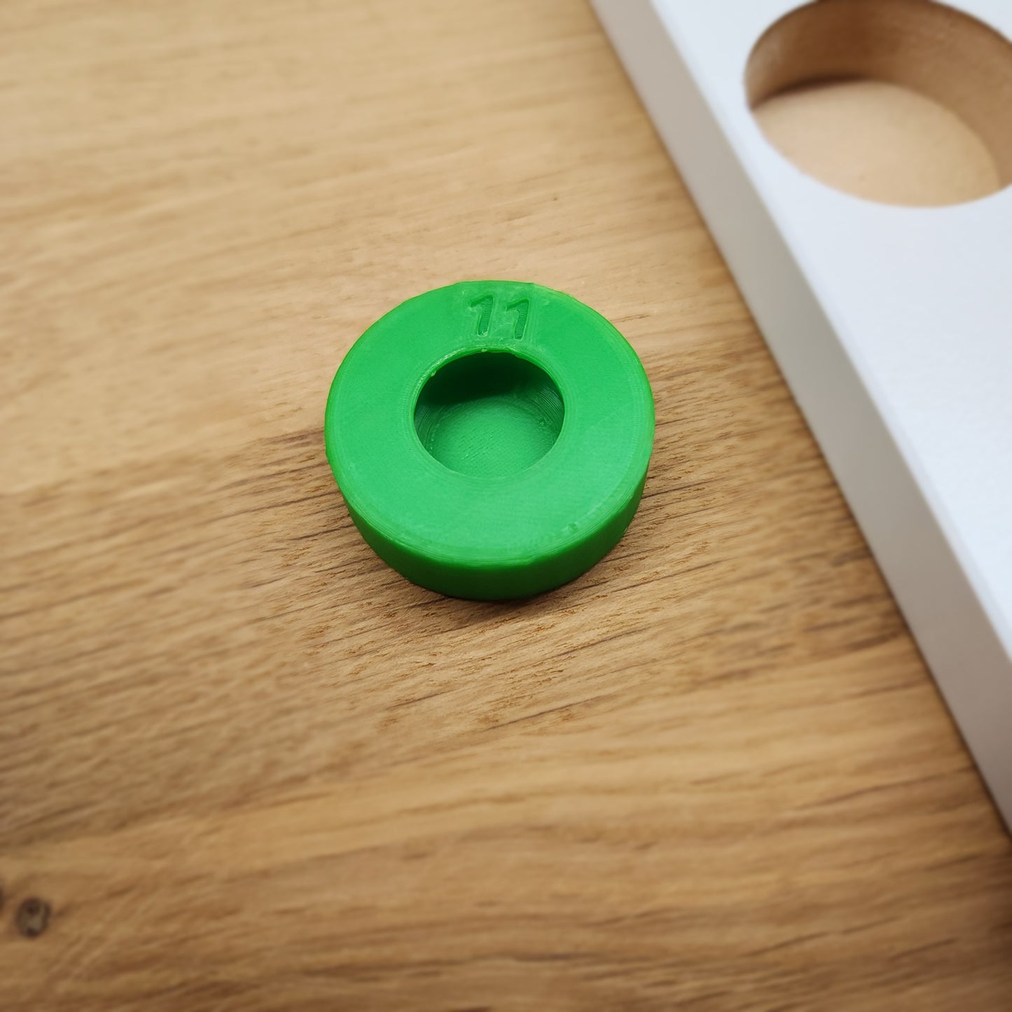 Hinge Puck (pack of 4)