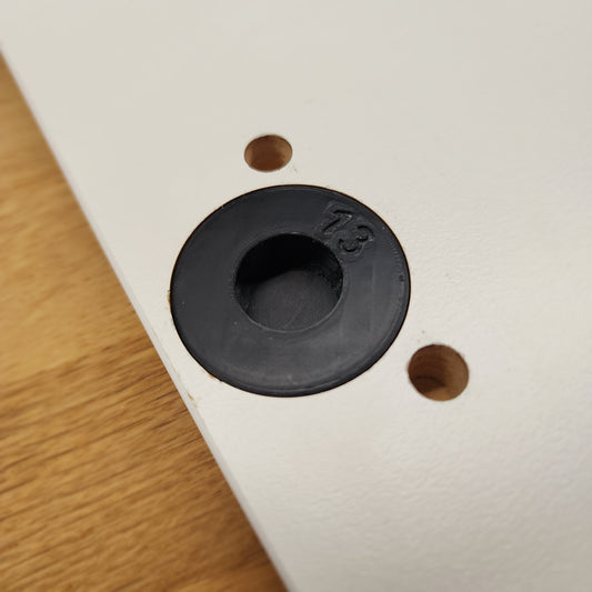 Hinge Puck (pack of 4)