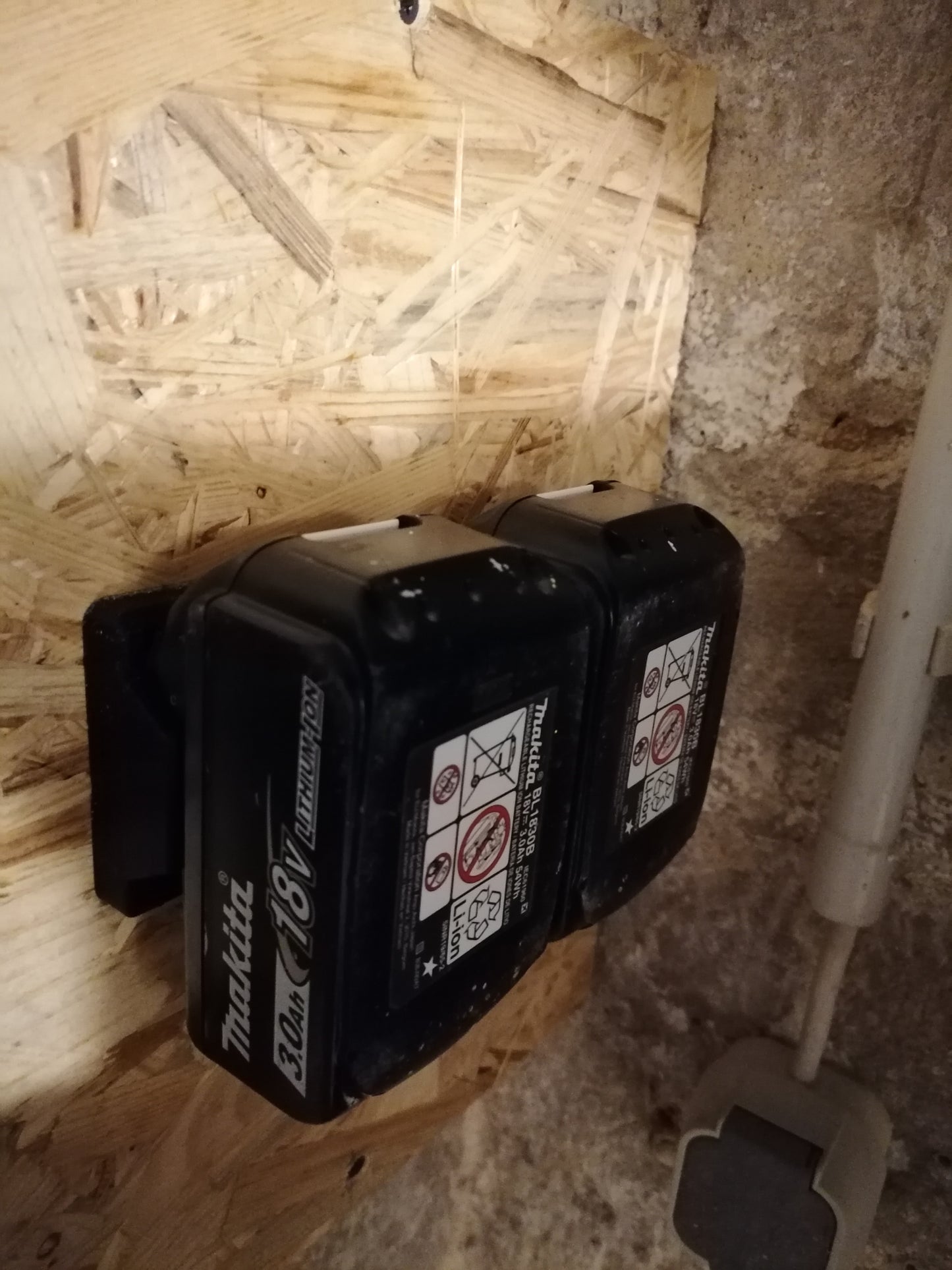 Makita 18v Battery Holder