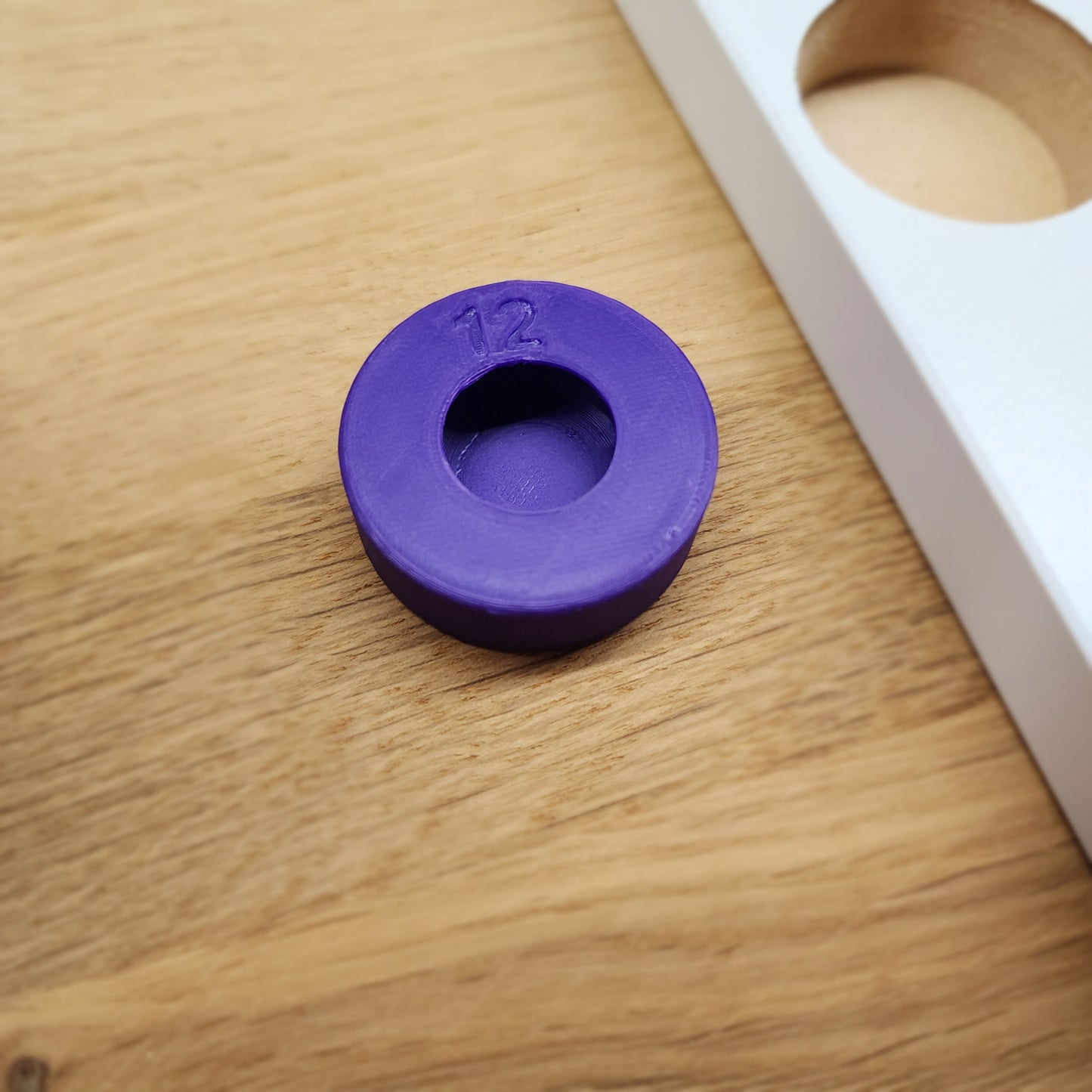 Hinge Puck (pack of 4)