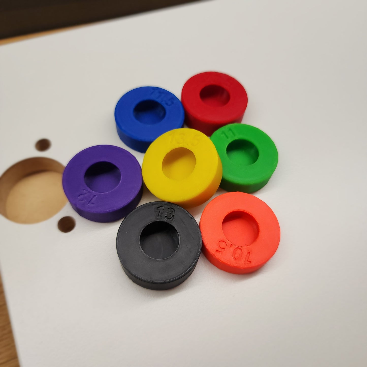 Hinge Puck (pack of 4)